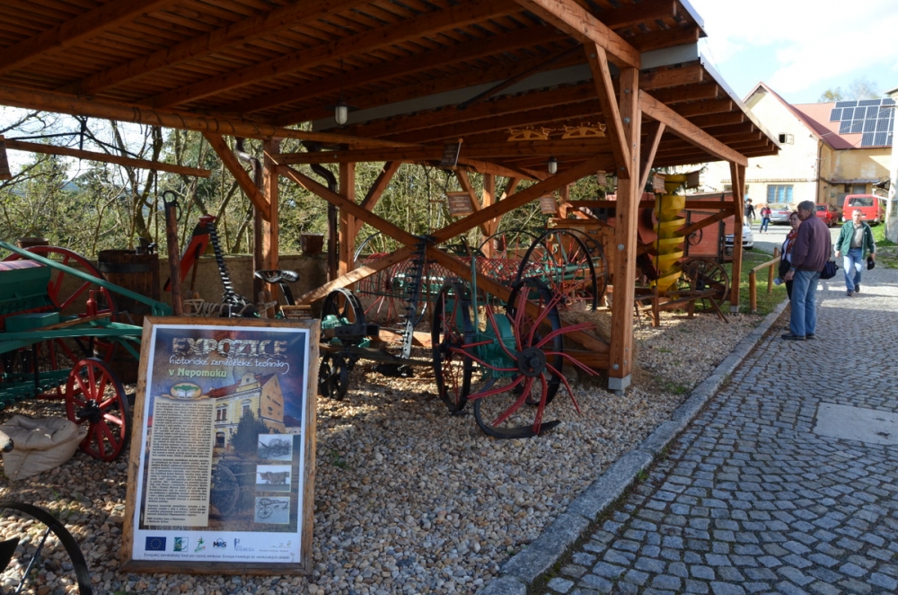výstavka hist. zemědělské techniky
